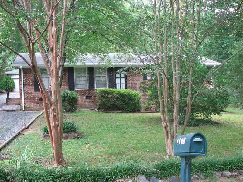 2576 Chadwick Pl, Durham, NC 27704