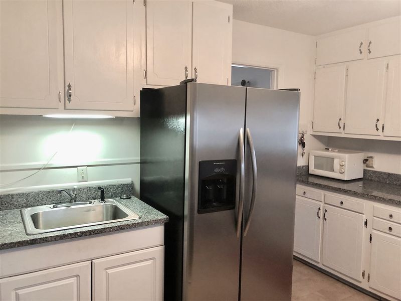 2579 Hyde St, Burlington, NC 27217