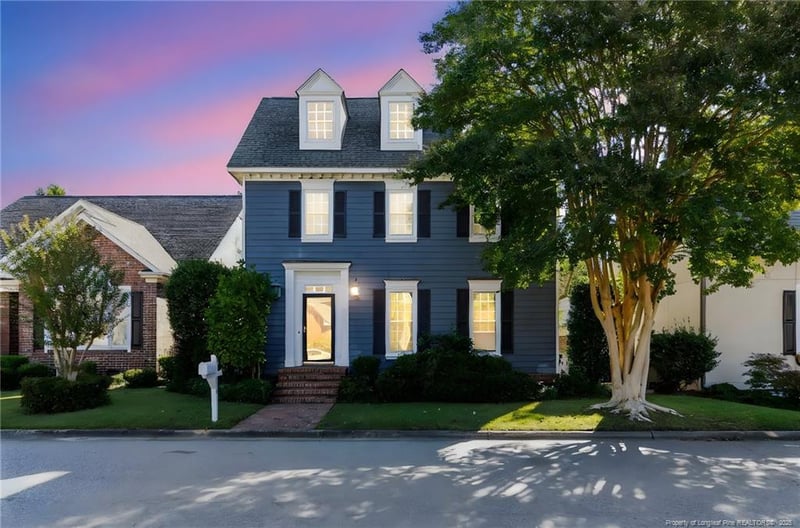 258 Courtyard Ln, Fayetteville, NC 28303