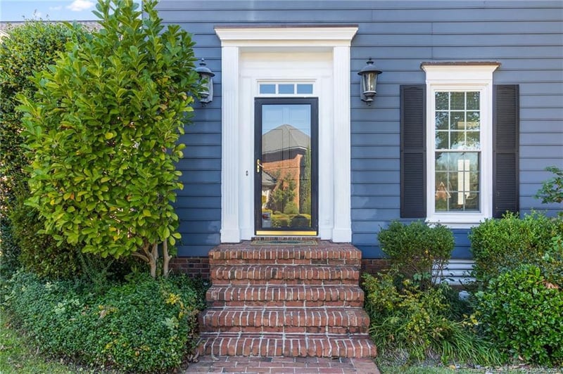 258 Courtyard Ln, Fayetteville, NC 28303