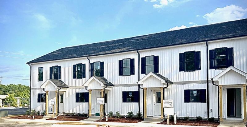 258 S Raleigh St, Angier, NC 27501
