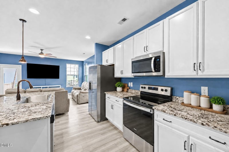 2586 Lacy Holt Rd, Graham, NC 27253