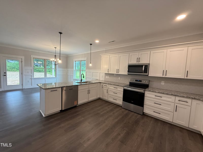 259 Tee Dr, Selma, NC 27576