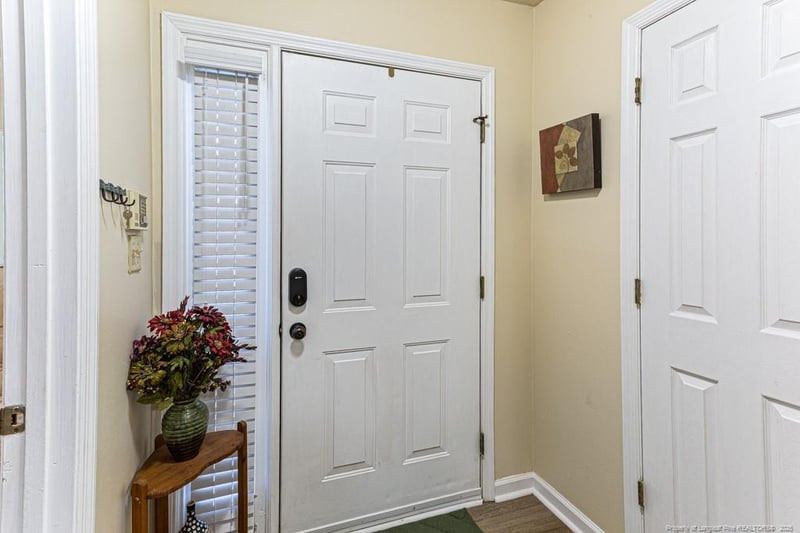 259 Waterdown Dr, Fayetteville, NC 28314