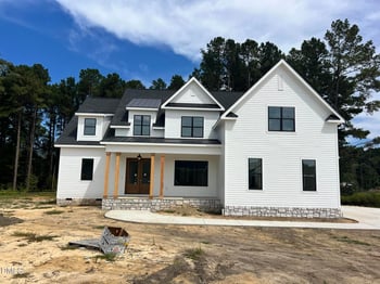 2590 Lassiter Rd, Four Oaks, NC 27524