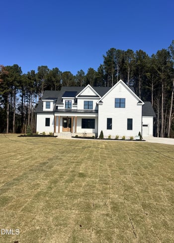 2590 Lassiter Rd, Four Oaks, NC 27524