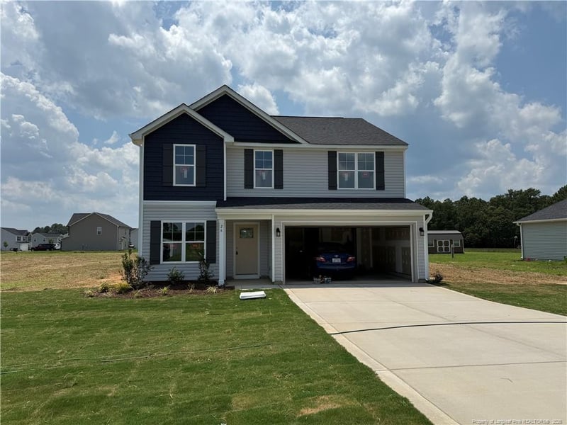 26 Baxley Dr, Dunn, NC 28334