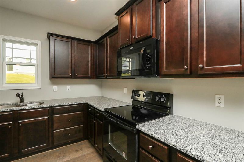 26 W Lumber Ct, Clayton, NC 27520