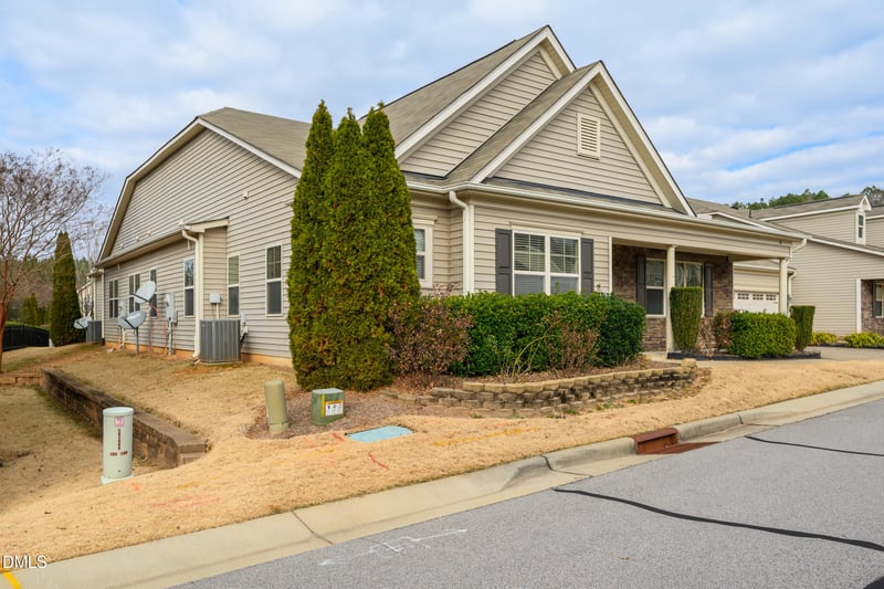 26 Milan Ct, Clayton, NC 27527