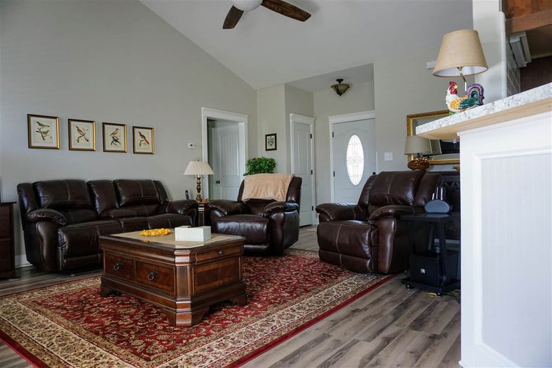 26 Moonlight Dr, Fuquay Varina, NC 27526