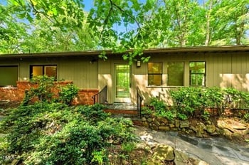 26 Mt Bolus Rd, Chapel Hill, NC 27514