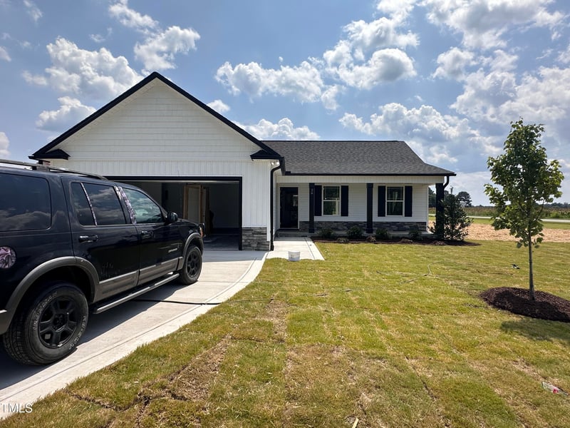 26 Pepperdam St, Smithfield, NC 27577