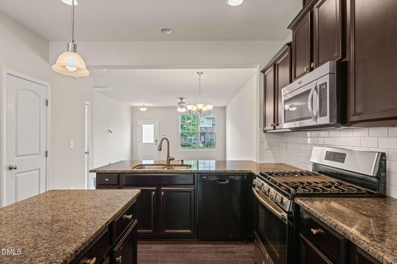 26 Pocono Dr, Durham, NC 27705