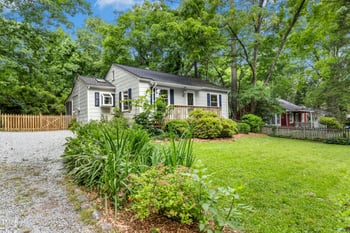 26 Rogerson Dr, Chapel Hill, NC 27517