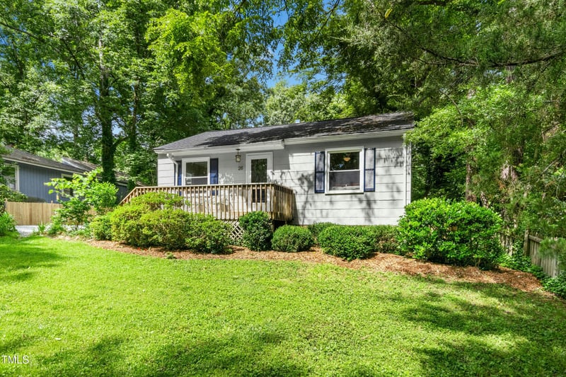 26 Rogerson Dr, Chapel Hill, NC 27517