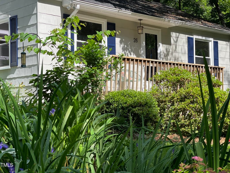 26 Rogerson Dr, Chapel Hill, NC 27517