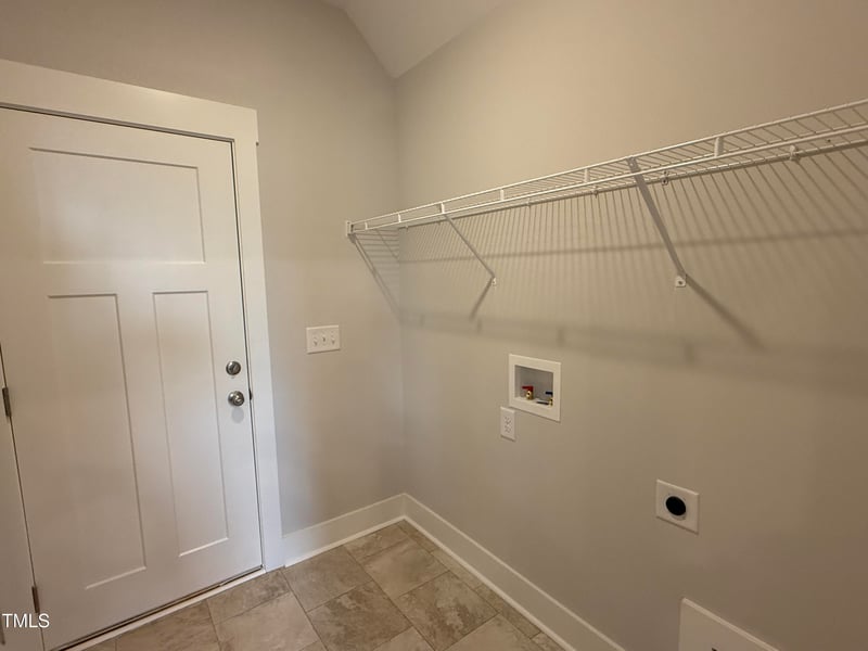 26 Royal Ave, Selma, NC 27576