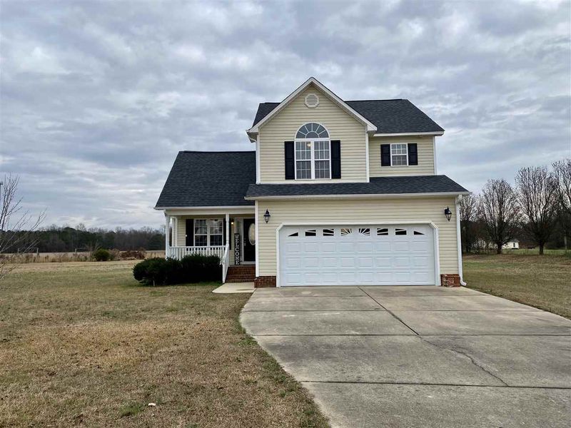 26 Serenity Pointe Dr, Selma, NC 27576