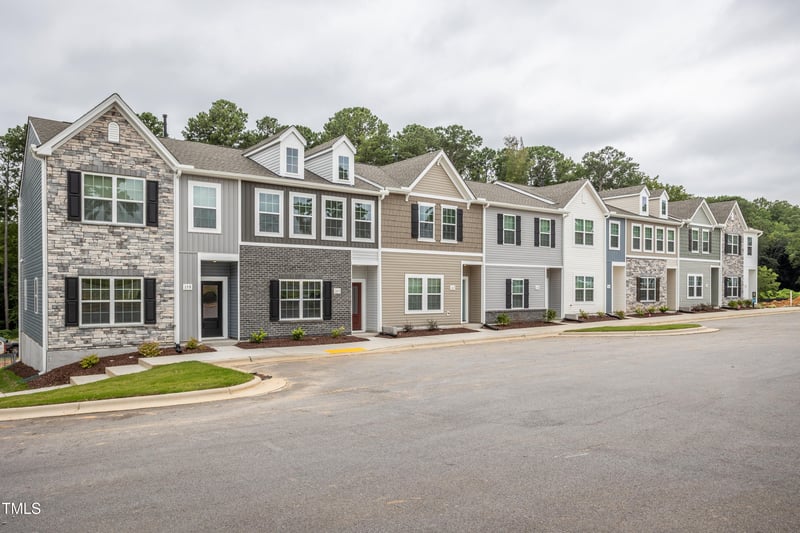 26 Seville Way, Clayton, NC 27520