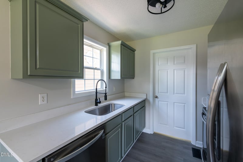 26 Weatherspoon Ln, Smithfield, NC 27577