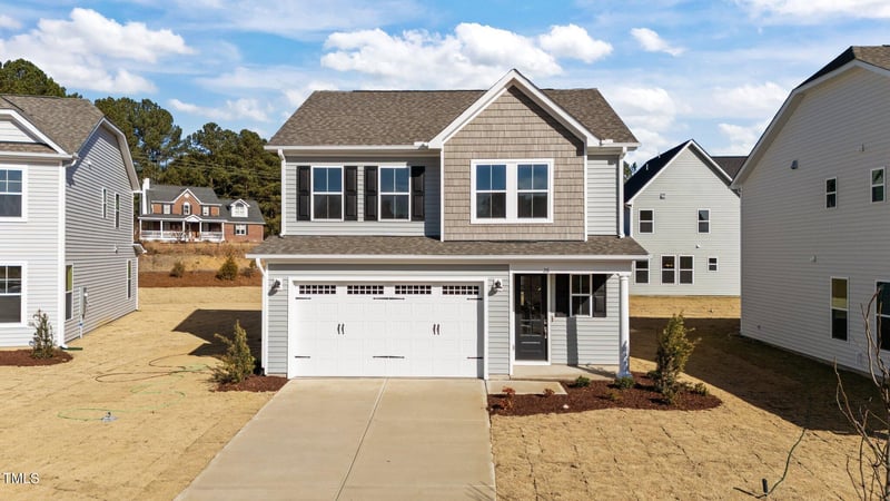 26 Wildflower Ct, Clayton, NC 27520