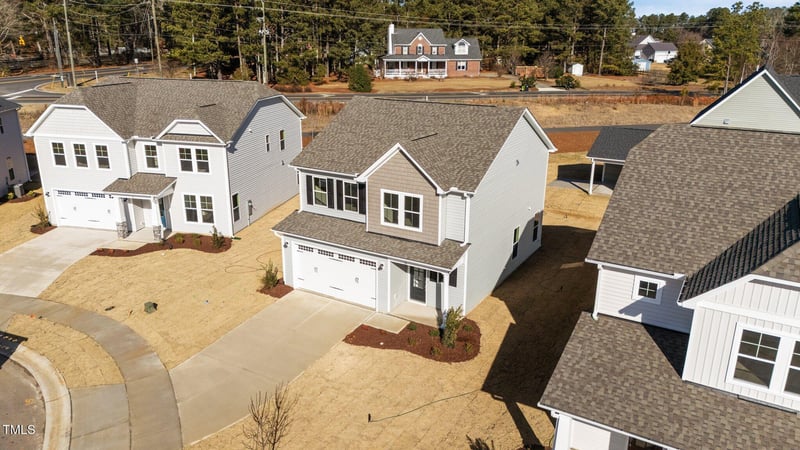 26 Wildflower Ct, Clayton, NC 27520