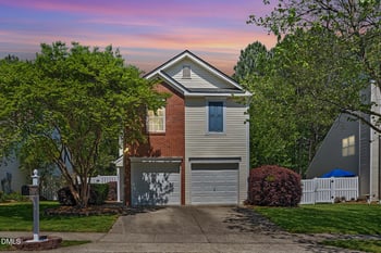 260 Adefield Ln, Holly Springs, NC 27540