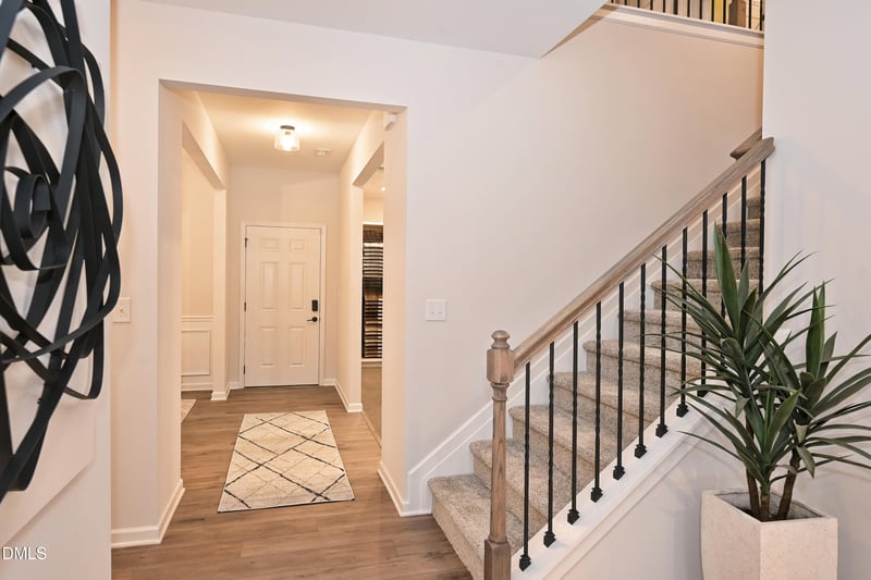 260 Ambassador Dr, Clayton, NC 27520