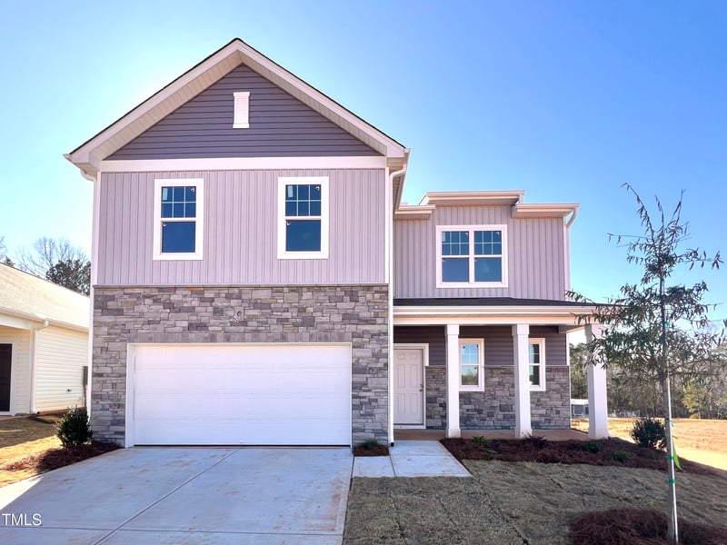 260 Babbling Brook Dr, Clayton, NC 27520