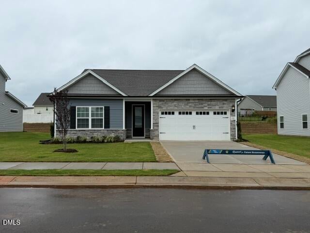 260 Custer Dr, Mebane, NC 27302