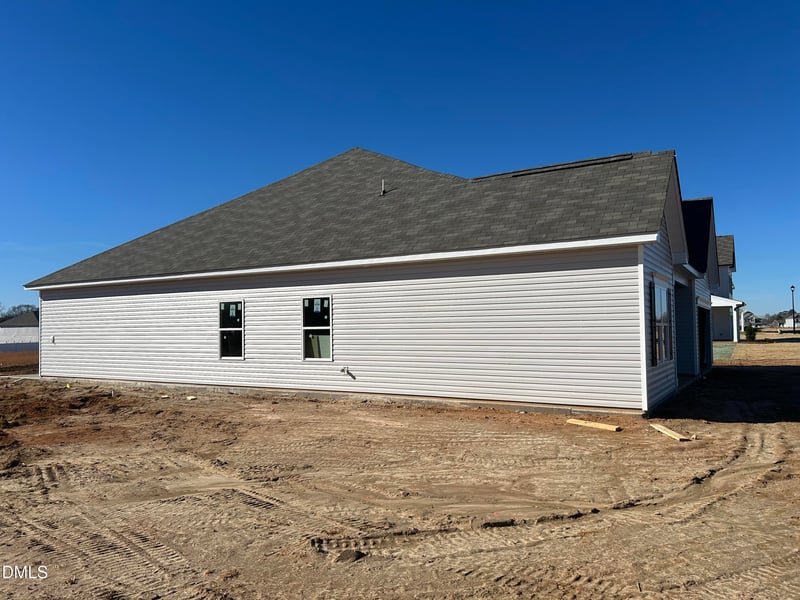 260 Freedom Heights Ln, Smithfield, NC 27577