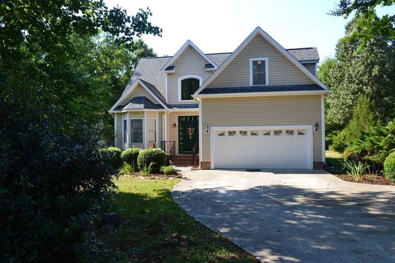 260 Longwood Dr, Youngsville, NC 27596