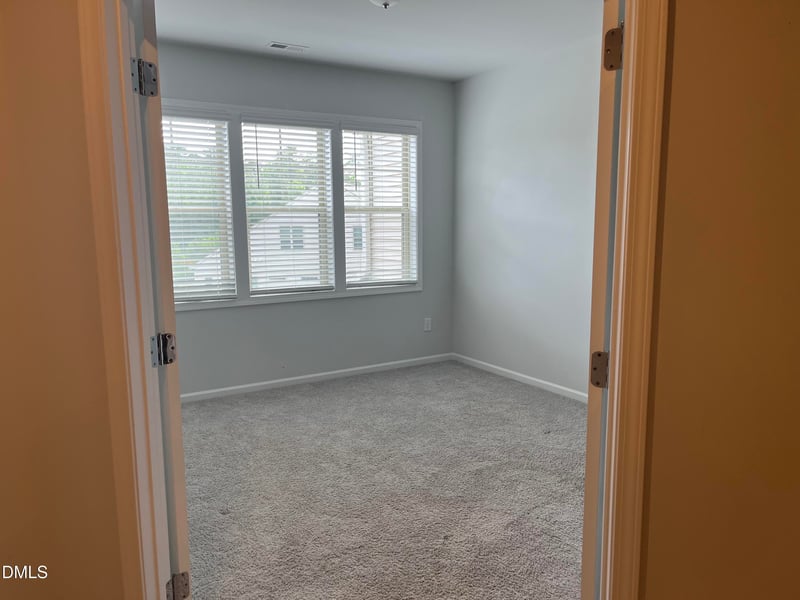 260 Mangia Dr, Wake Forest, NC 27587
