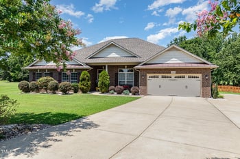 260 Talmadge Farm Dr, Archer Lodge, NC 27527