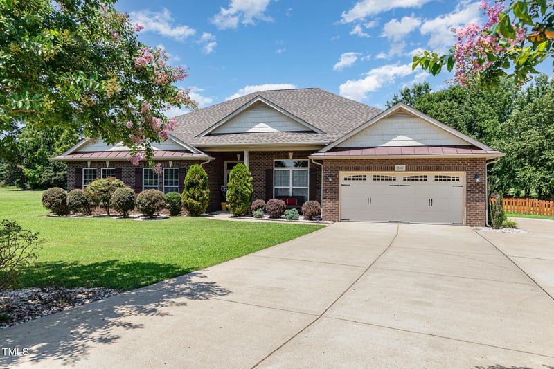 260 Talmadge Farm Dr, Archer Lodge, NC 27527
