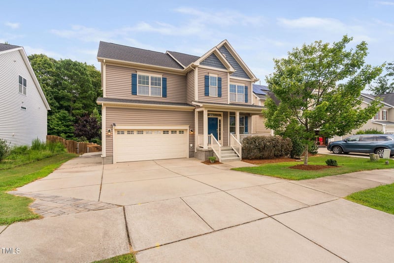 260 Vinewood Pl, Holly Springs, NC 27540