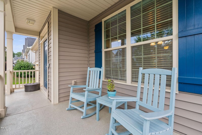 260 Vinewood Pl, Holly Springs, NC 27540