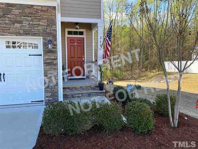 260 Wembley Dr, Clayton, NC 27520