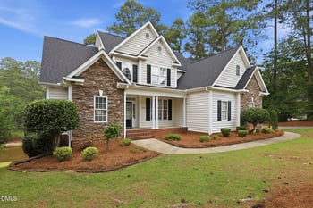 2600 Buckingham Dr, Sanford, NC 27330