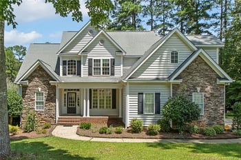 2600 Buckingham Dr, Sanford, NC 27330