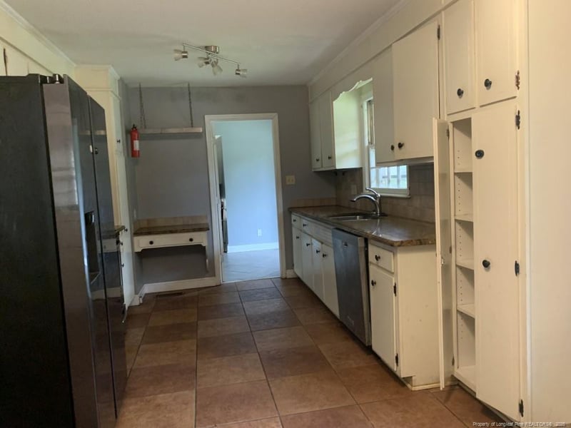 2600 Colgate Dr, Fayetteville, NC 28304