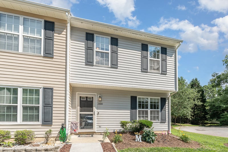 2600 Dwight Pl, Raleigh, NC 27610
