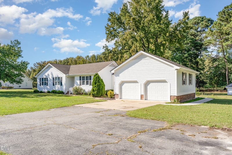 2600 Jack Rd, Clayton, NC 27520