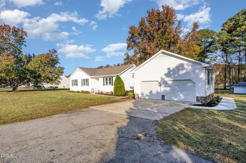 2600 Jack Rd, Clayton, NC 27520