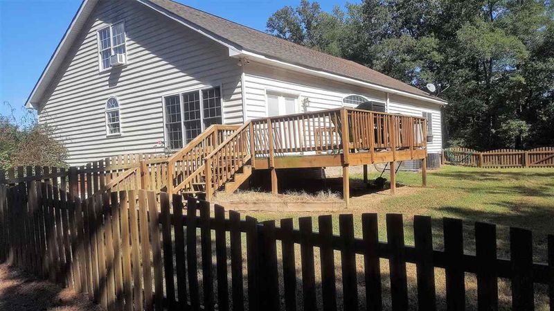 2600 Marthas Chapel Rd, Apex, NC 27523