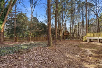 2600 New Oxford Dr, Apex, NC 27539