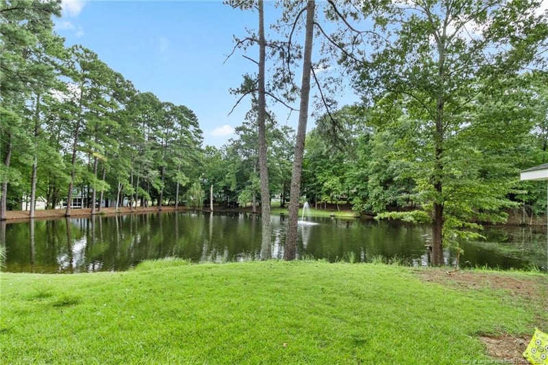 2600 Taton Ct, Sanford, NC 27330