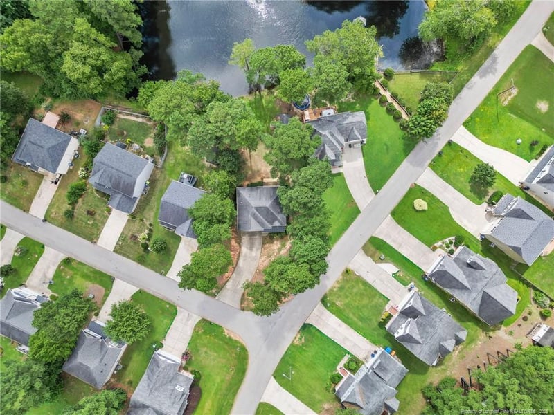 2600 Taton Ct, Sanford, NC 27330