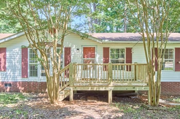 2601 Baxley Dr, Raleigh, NC 27610