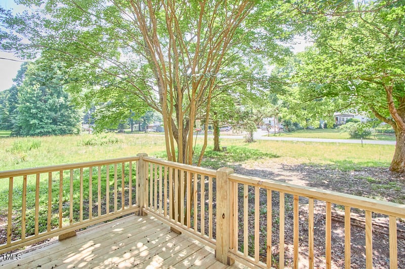2601 Baxley Dr, Raleigh, NC 27610